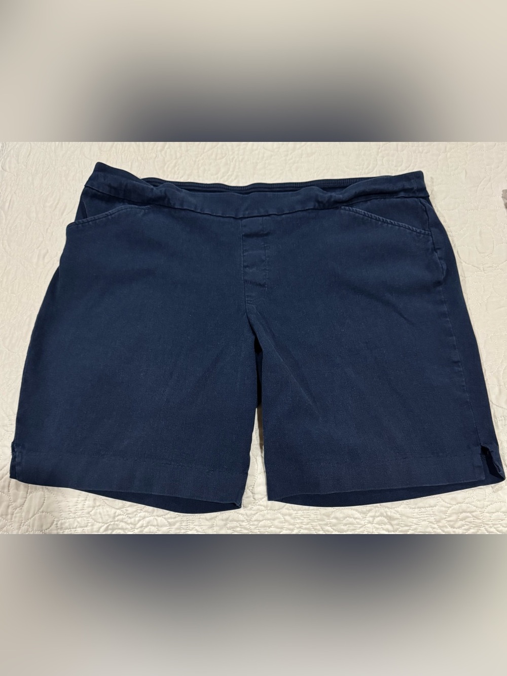Time and Tru Navy Pull-On Bermuda Shorts XXL (20)